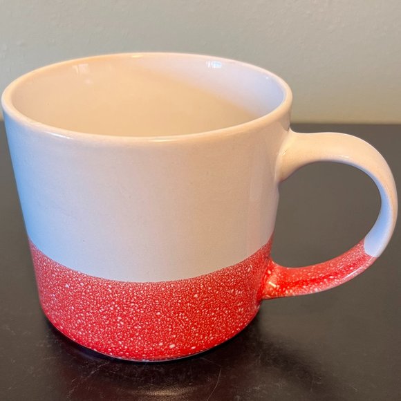 Pair of OVER AND BACK Ivory & Red Paint Splatter Design Stackable Stoneware Mugs - Picture 7 of 10